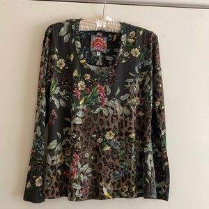 Johnny Was tee shirt